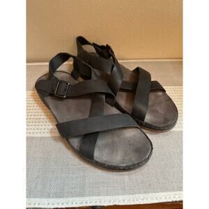 Chaco Wayfarer Black Leather Sandal - Women's size 9